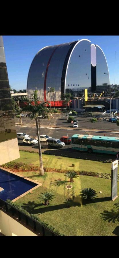 Cullinan Brasilia Flat Particular Em Hotel Junto Ao Shopping - Sem Cafe Exterior photo